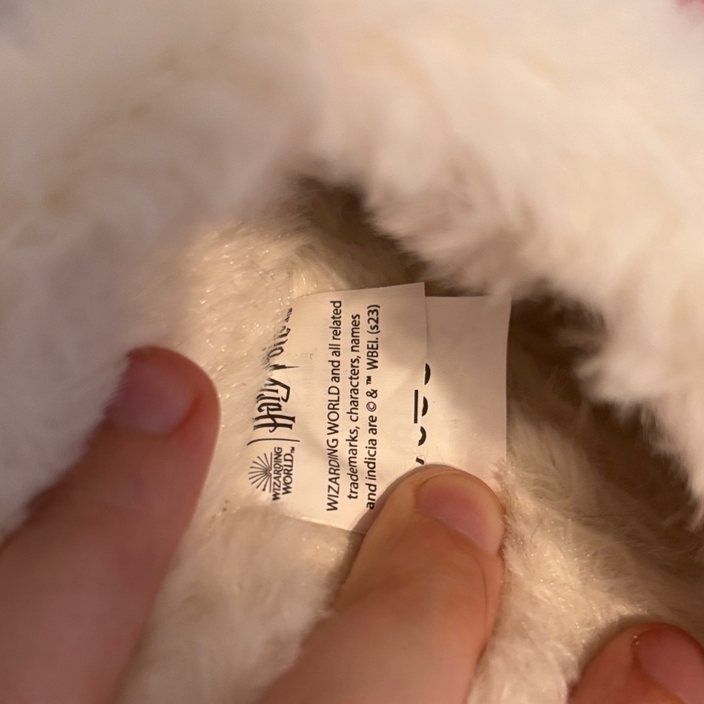 Harry Potter Cozy House Slippers – Super Soft & Magical - Picture 5 of 5